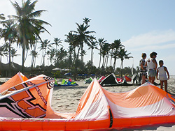 Kitesurfing